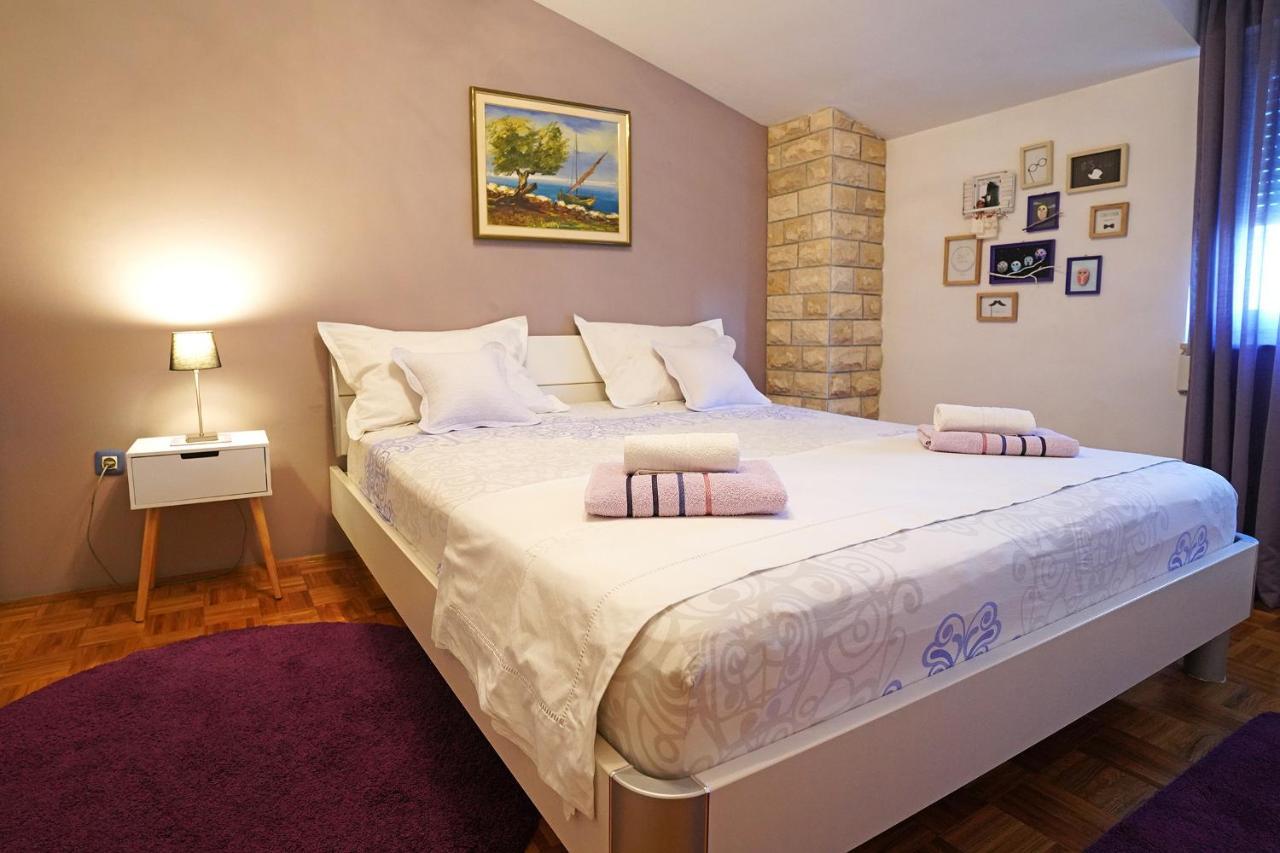 Villa Tago With Heated New Pool Kaštela Extérieur photo